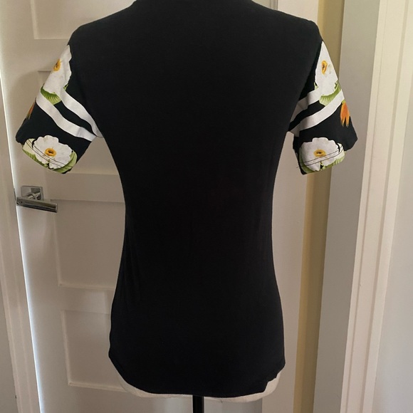 Black Cotton ‘Asphalt’ T-Shirt/Floral Print Details/EUC/Size M - Picture 2 of 3